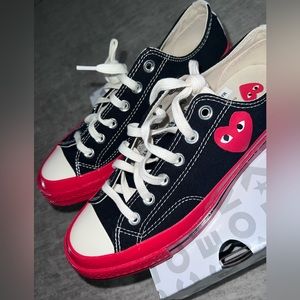 PLAY Comme des Garçons x Converse Chuck 70 Low